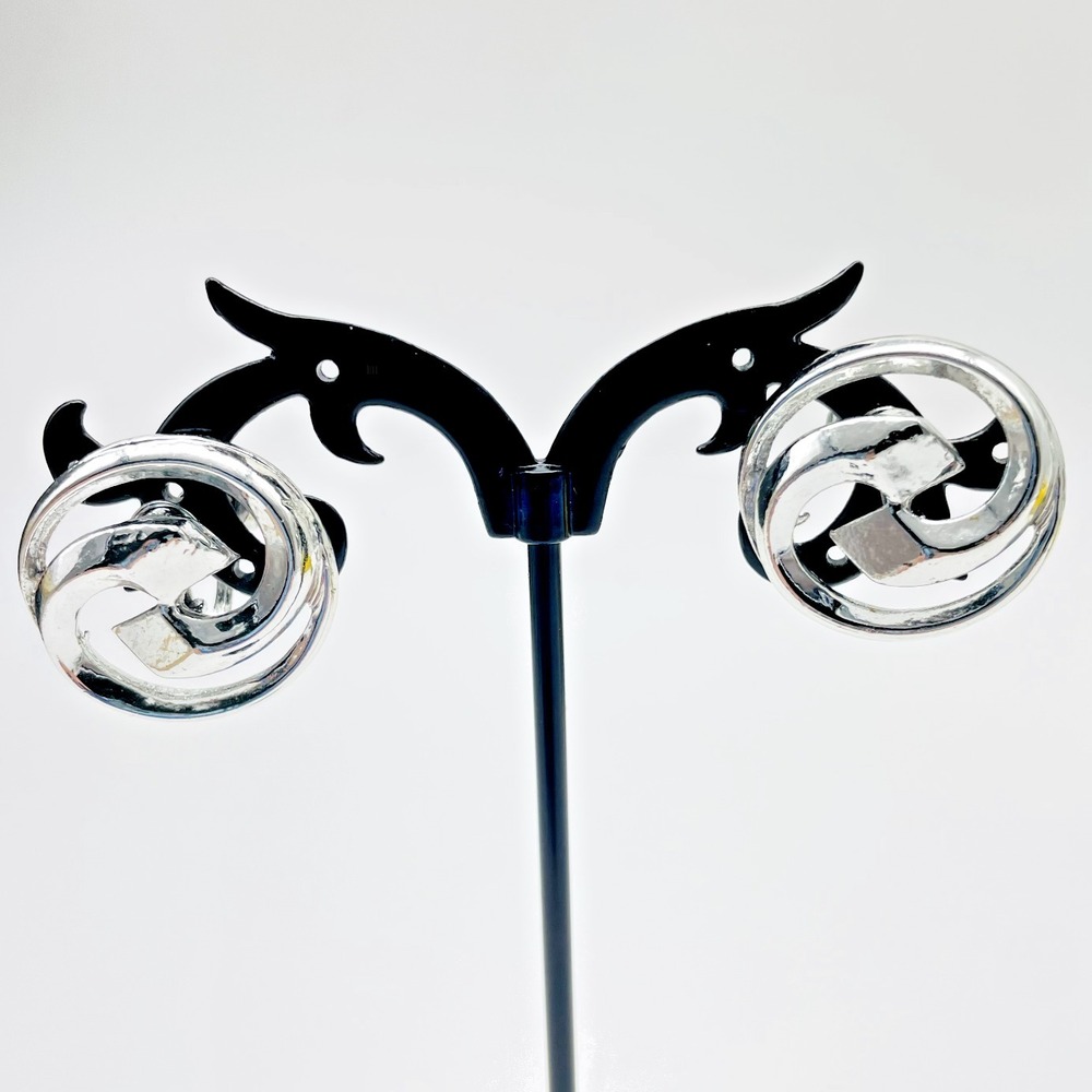 Vintage Signed Coro Silver Tone Swirl Clip On Earrings Modernist Retro Jewelry